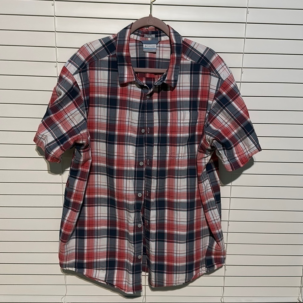 Men’s hiking shirt​​​​​​​​
